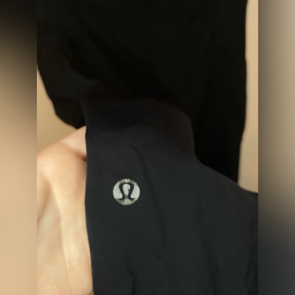 Lululemon black leggings size 18 - Picture 5 of 9